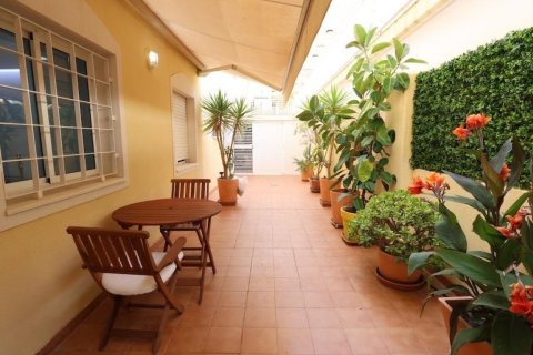 Dzīvoklis Dehesa De Campoamor, Alicante, Spānijā 3 istabas, 101 m2 Nr. 196346