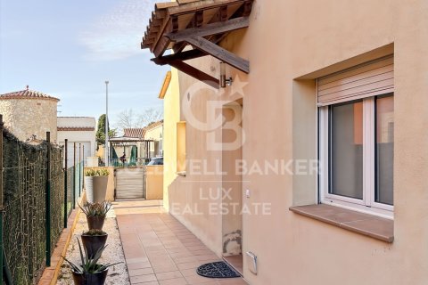House for sale in Empuriabrava, Girona, Spain 4 bedrooms, 149 sq.m. No. 159591 - photo 20