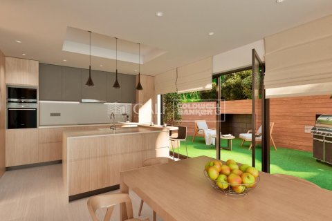 Hus till salu i Principado De Andorra (Ninguna Poblacion Tiene C.P.), Lleida, Spanien 4 sovrum, 506 kvm. Nr. 159592 - foto 12