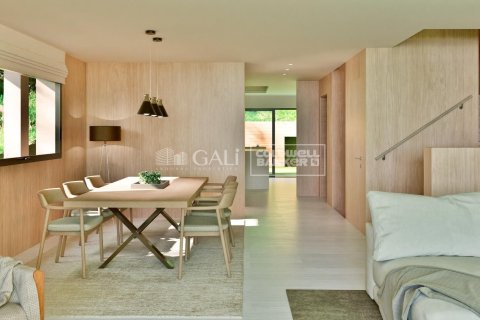 House for sale in Principado De Andorra (Ninguna Poblacion Tiene C.P.), Lleida, Spain 4 bedrooms, 506 sq.m. No. 159592 - photo 11