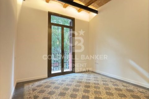 Apartment à Barcelona, Espagne 4 chambres, 89 m2 No. 159590