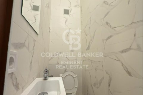 Apartment à vendre à Barcelona, Espagne, 4 chambres, 89 m2 No. 159590 - photo 9