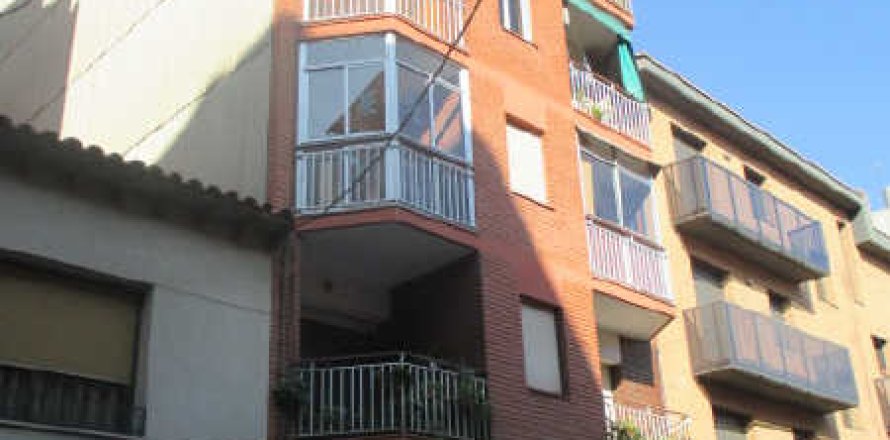 Appartamento a Rubi, Barcelona, Spagna 3 camere da letto, 103 mq. N° 191172