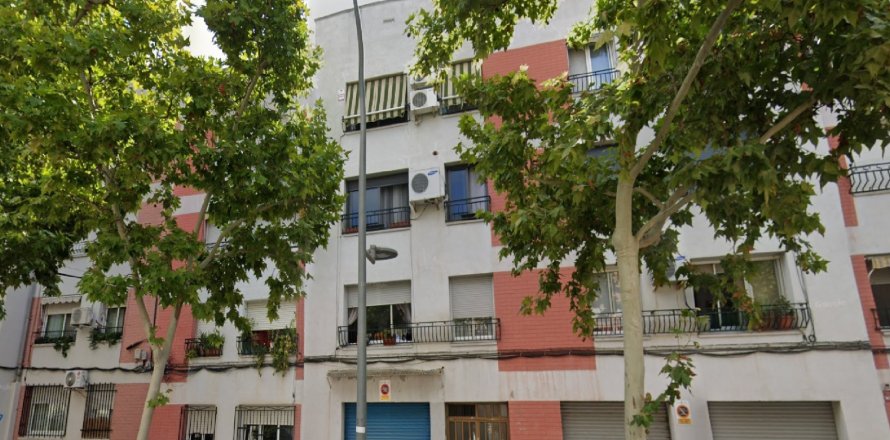 Apartament w Terrassa, Barcelona, Hiszpania 4 sypialnie, 78 mkw. nr 191338