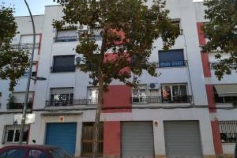 Apartament w Terrassa, Barcelona, Hiszpania 4 sypialnie, 78 mkw. nr 191338 – zdjęcie 2