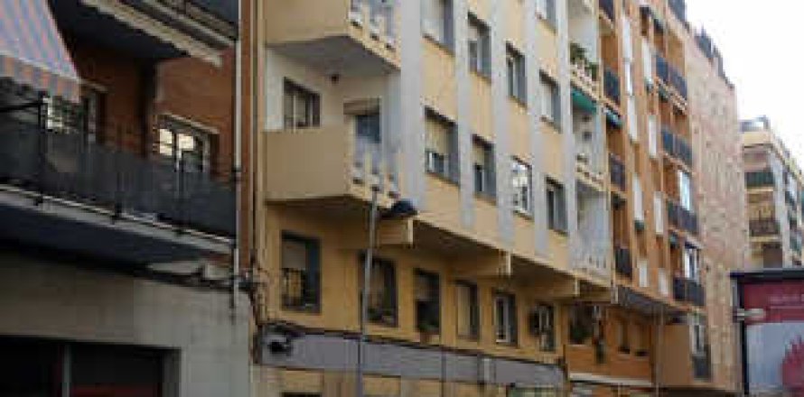 Wohnung in Ripollet, Barcelona, Spanien 3 Schlafzimmer, 81 m2 Nr. 191170