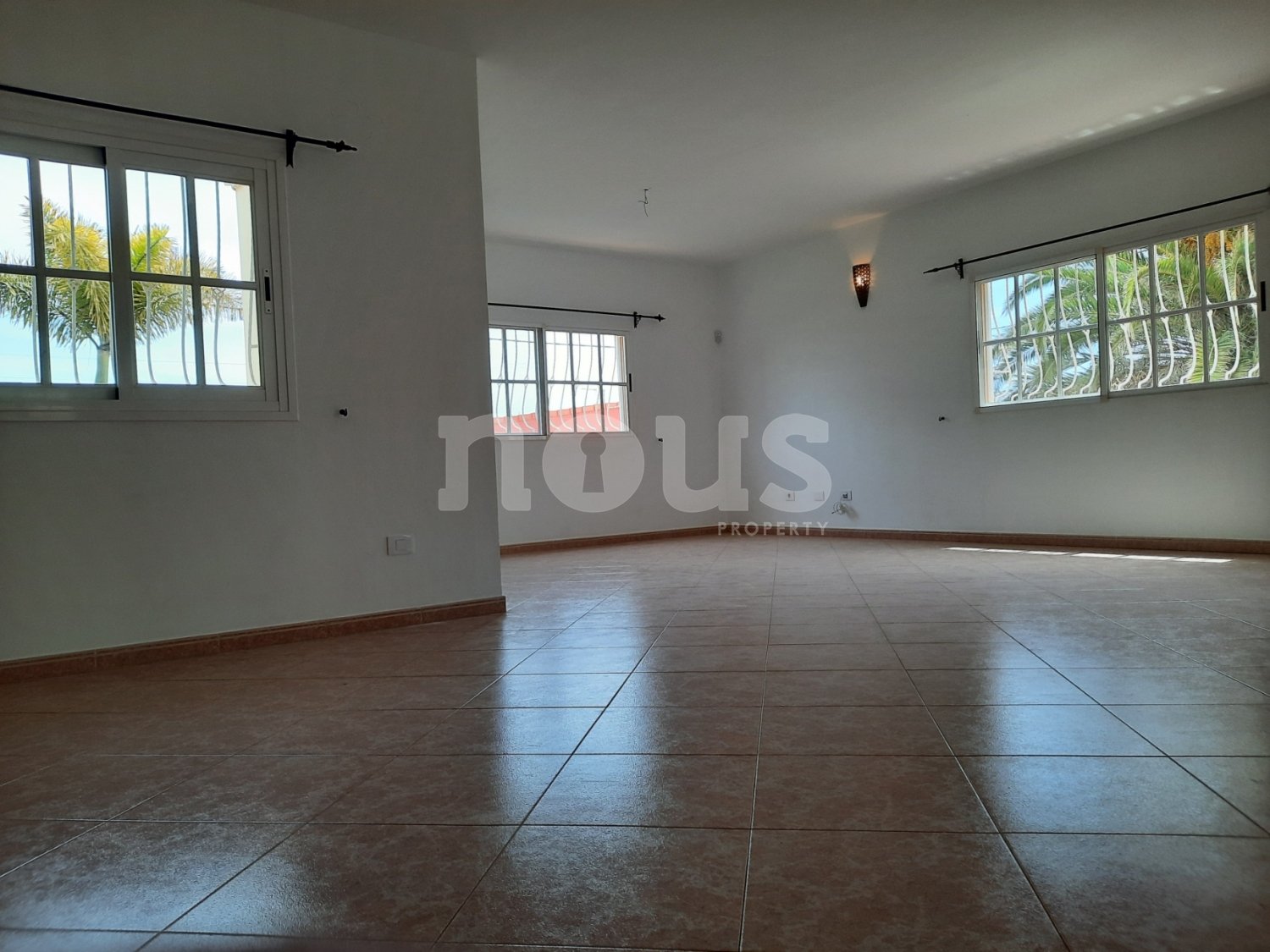 Villa en Tenerife, España 6 dormitorios, 360 m2 No. 103042