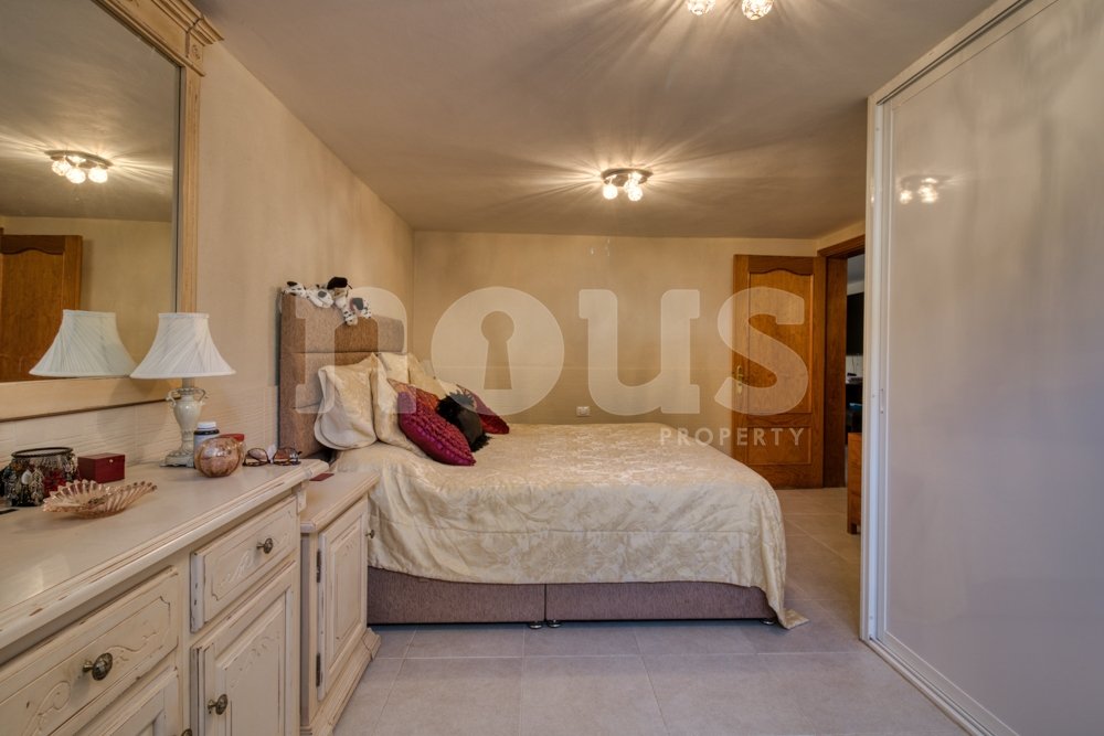 Villa en Tenerife, España 6 dormitorios, 360 m2 No. 103042