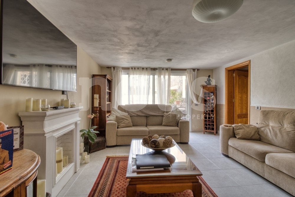 Villa en Tenerife, España 6 dormitorios, 360 m2 No. 103042
