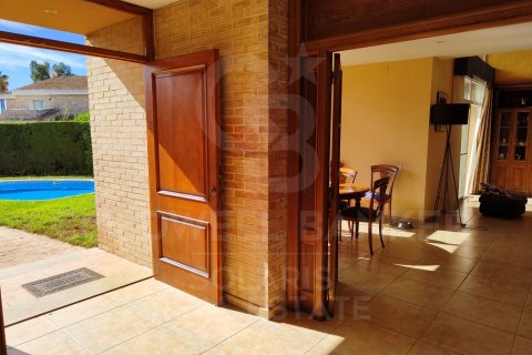 Villa zum Verkauf in Pucol, Valencia, Spanien 5 Schlafzimmer,  Nr. 160333 - Foto 4