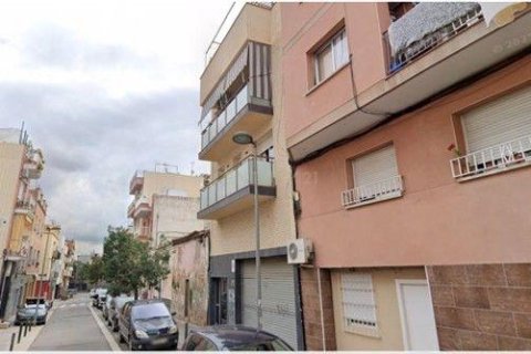 Apartamento en venta en Badalona, Barcelona, España 5 dormitorios, 137 m2 No. 178250 - foto 3