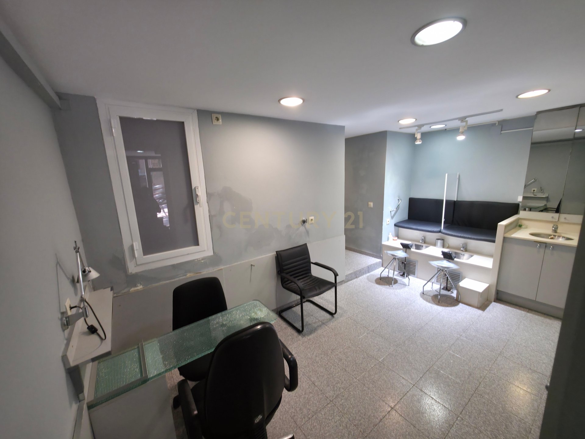 Liikekiinteistö Barcelona, Espanja 82 m2 No. 178254