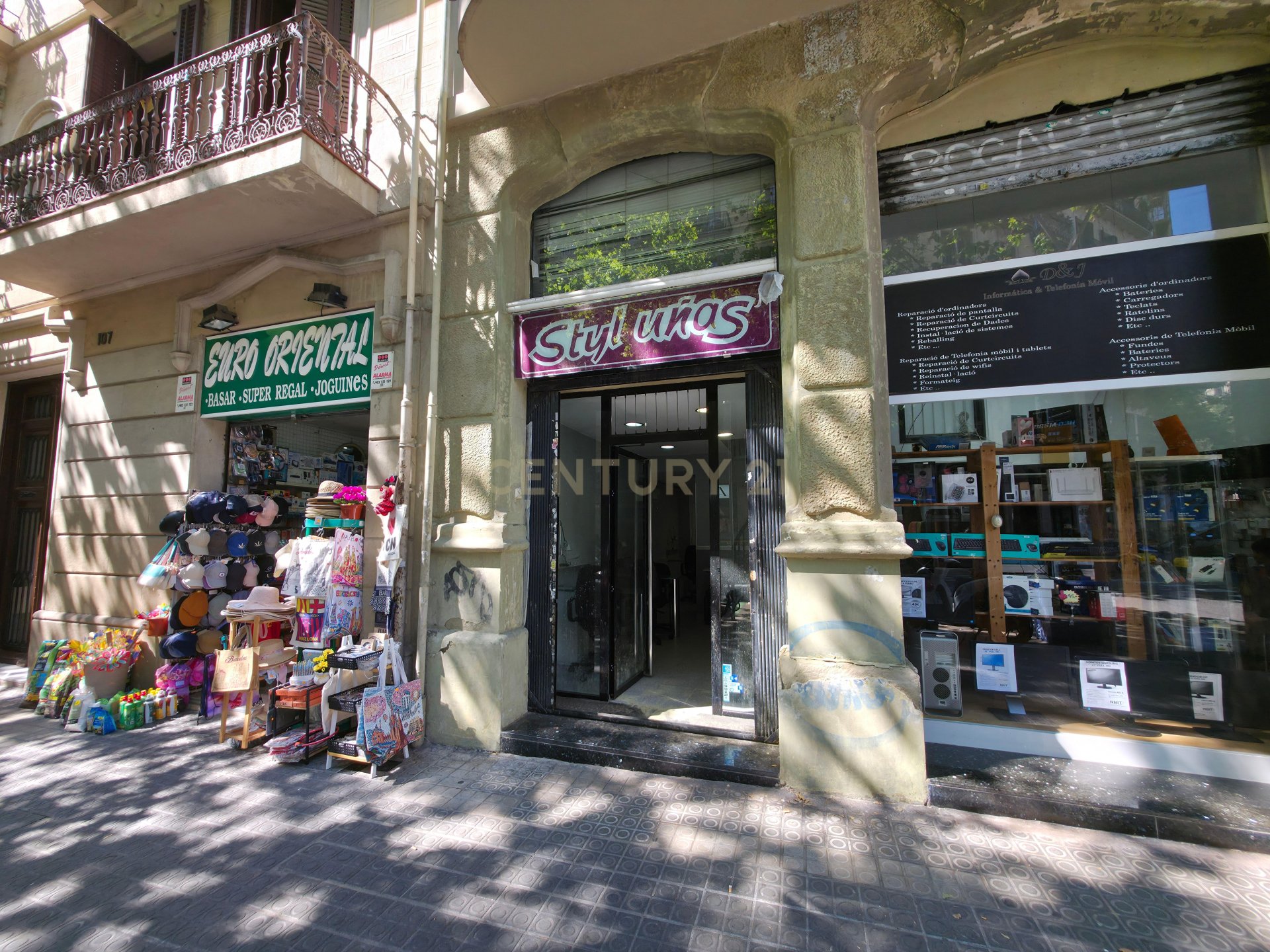 Liikekiinteistö Barcelona, Espanja 82 m2 No. 178254