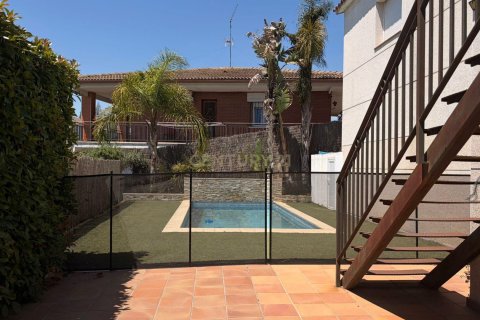 Hus till salu i Llica D'amunt, Barcelona, Spanien 4 sovrum, 302 kvm. Nr. 178255 - foto 18