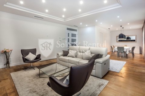 Māja pārdošanā Gava, Barcelona, Spānijā 6 istabas, 446 m2 Nr. 166650 - attēls 12