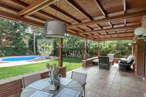 Māja pārdošanā Gava, Barcelona, Spānijā 6 istabas, 446 m2 Nr. 166650 - attēls 3