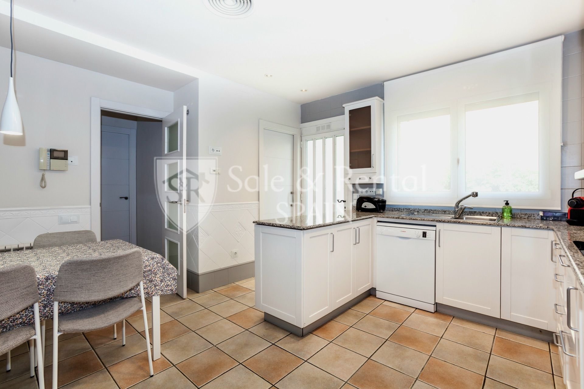 House in Gava, Barcelona, Spain 6 bedrooms, 446 sq.m. No. 166650
