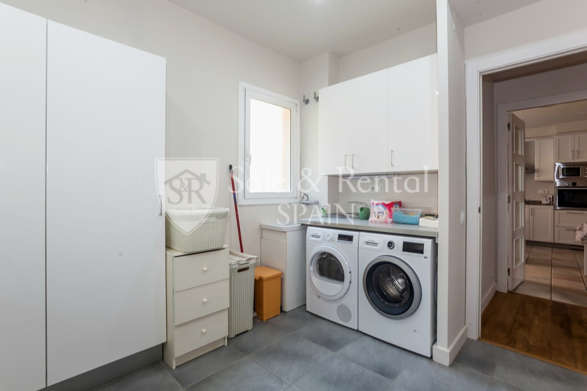 House in Gava, Barcelona, Spain 6 bedrooms, 446 sq.m. No. 166650