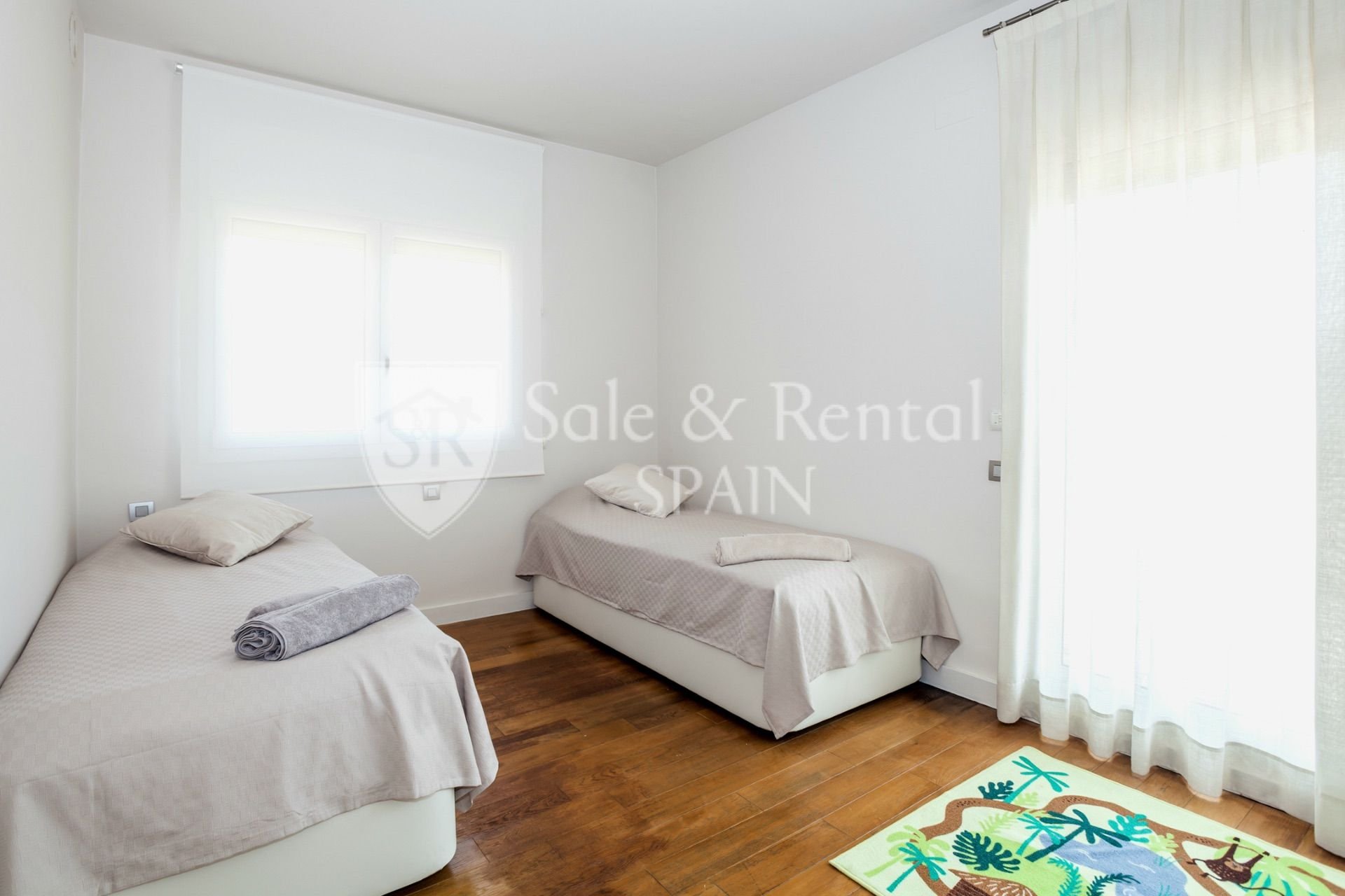 House in Gava, Barcelona, Spain 6 bedrooms, 446 sq.m. No. 166650