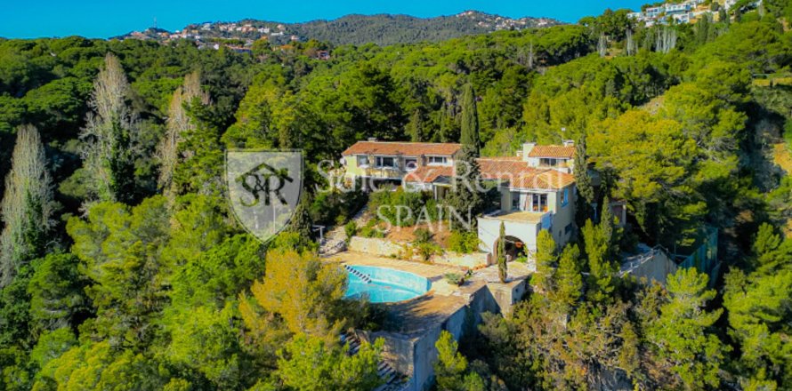 Māja Lloret de Mar, Girona, Spānijā 1 istaba, 743 m2 Nr. 166651