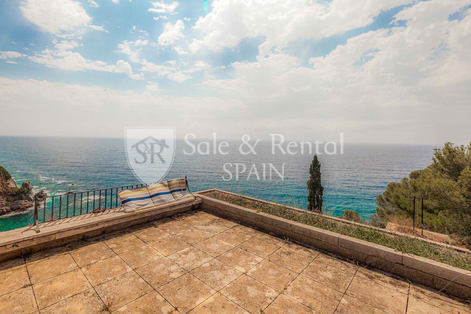 Hus i Lloret de Mar, Girona, Spanien 1 sovrum, 743 kvm. Nr. 166651