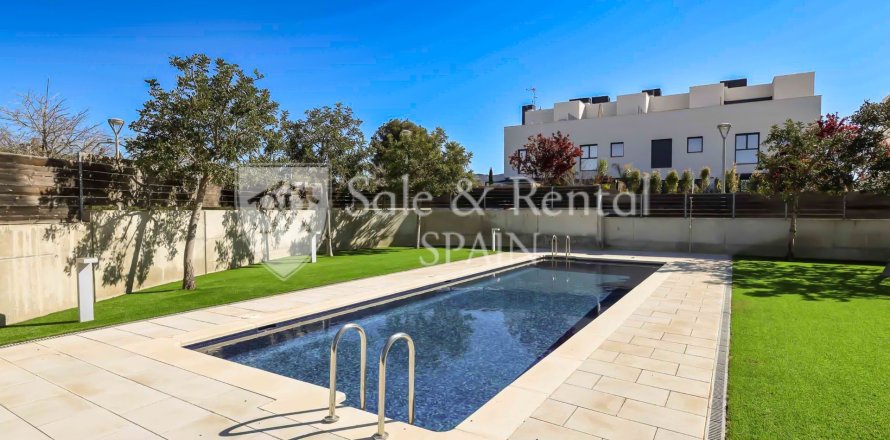 Māja Sitges, Barcelona, Spānijā 4 istabas, 239 m2 Nr. 166648