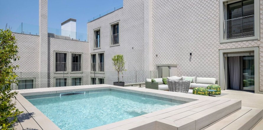 Квартира в Барселона, Испания 1 спальня, 82м2 №166645