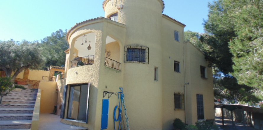 Villa Villamartin, Alicante, Spain 6 bedrooms, 250 sq.m. No. 113934