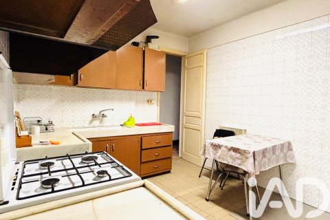 House for sale in Lleida, Spain 6 bedrooms, 846 sq.m. No. 185685 - photo 19