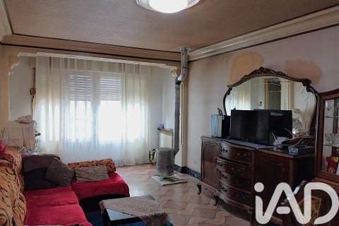 House for sale in Lleida, Spain 6 bedrooms, 846 sq.m. No. 185685 - photo 9
