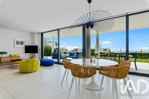 Huoneisto vuokrattavana Fuengirola, Malaga, Espanja, 3 makuuhuonetta, 350 m2 No. 172090 - kuva 4