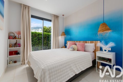 Huoneisto vuokrattavana Fuengirola, Malaga, Espanja, 3 makuuhuonetta, 350 m2 No. 172090 - kuva 9