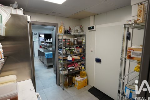 Kahvila / Ravintola vuokrattavana Valladolid, Espanja , 160 m2 No. 172087 - kuva 24