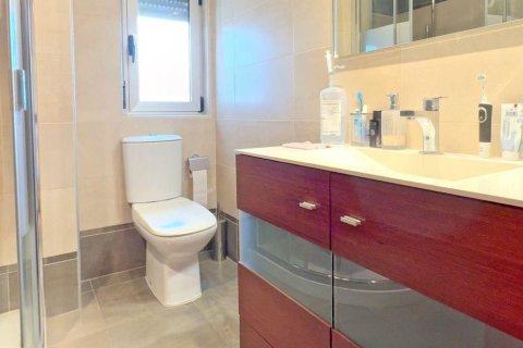 Appartamento in vendita a Alicante, Spagna 4 camere da letto, 108 mq. N° 181772 - foto 26