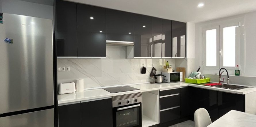 Appartamento a Alicante, Spagna 3 camere da letto, 100 mq. N° 181773