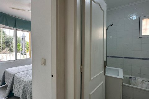 Bungalow in vendita a La Florida, Alicante, Spagna 2 camere da letto, 65 mq. N° 155623 - foto 17
