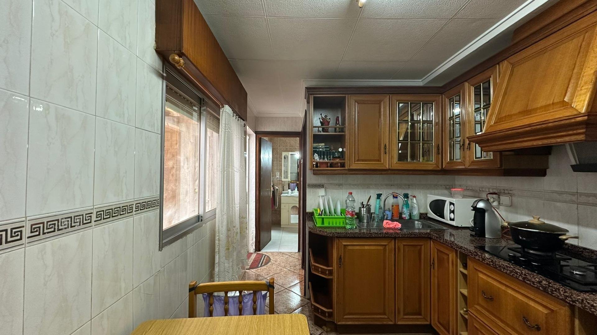 Huoneisto Torrevieja, Alicante, Espanja 4 makuuhuonetta, 101 m2 No. 155620