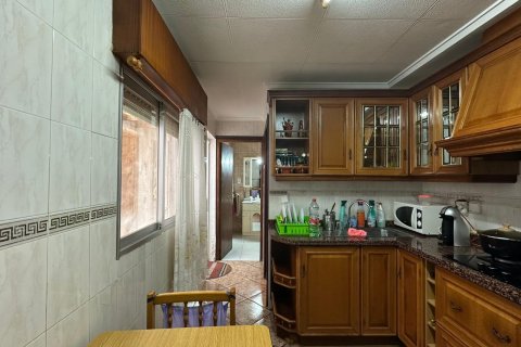 Apartment à vendre à Torrevieja, Alicante, Espagne, 4 chambres, 101 m2 No. 155620 - photo 9