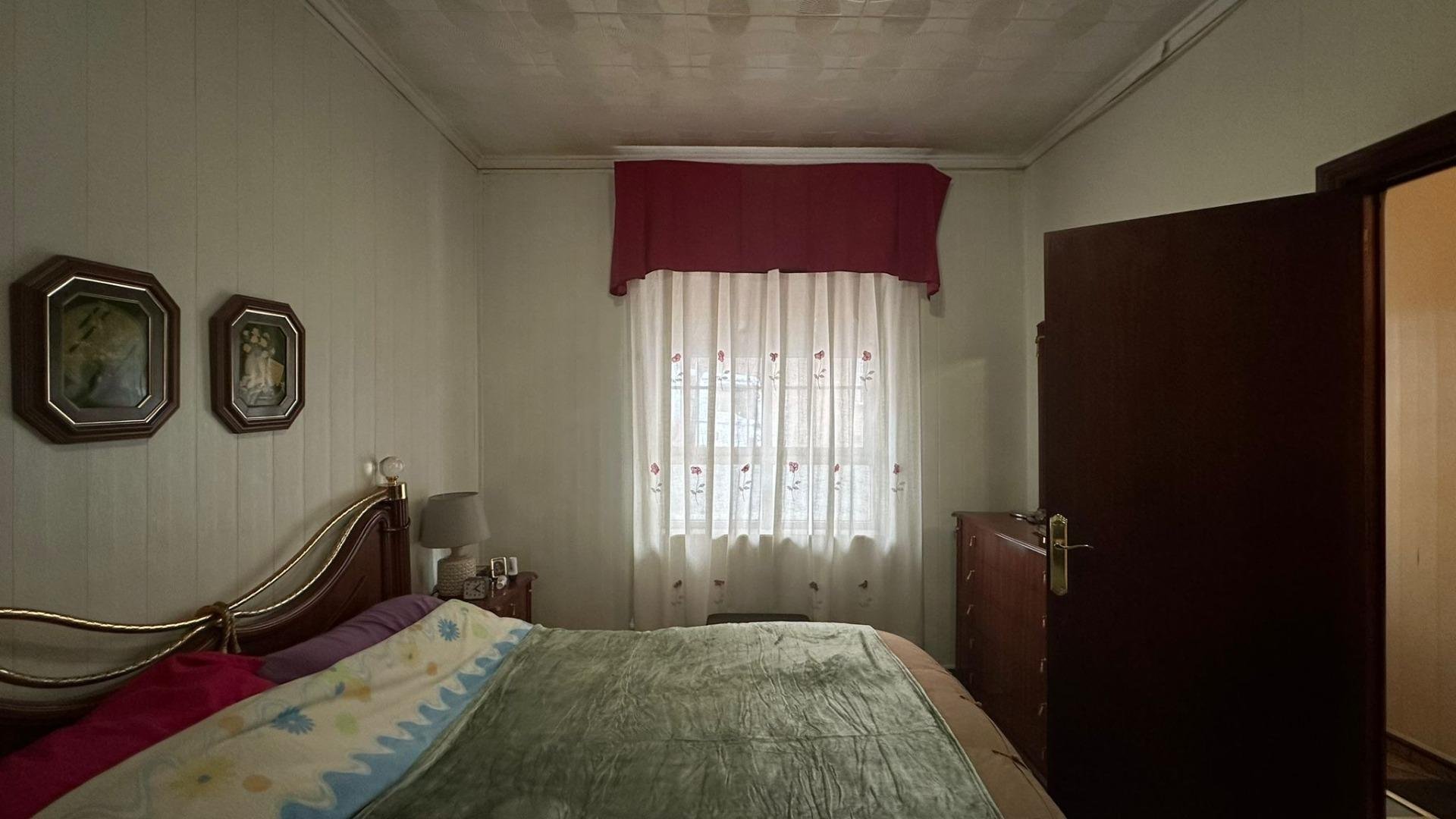 Huoneisto Torrevieja, Alicante, Espanja 4 makuuhuonetta, 101 m2 No. 155620