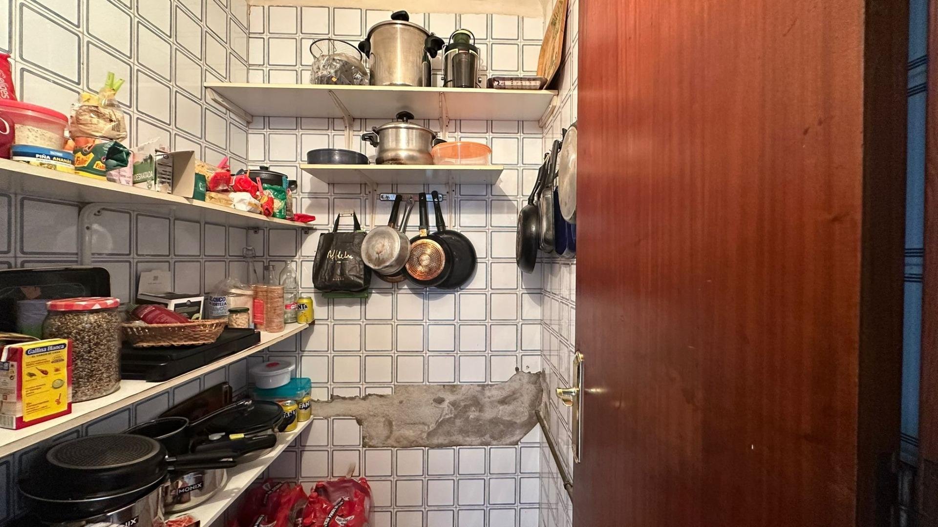 Huoneisto Torrevieja, Alicante, Espanja 4 makuuhuonetta, 101 m2 No. 155620