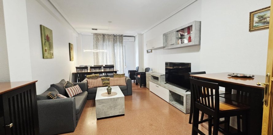 Apartment à Torrevieja, Alicante, Espagne 3 chambres, 126 m2 No. 155625