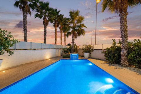 Villa pārdošanā Cabo Roig, Alicante, Spānijā 5 istabas, 180 m2 Nr. 148615 - attēls 14