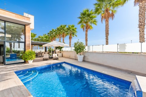 Villa pārdošanā Cabo Roig, Alicante, Spānijā 5 istabas, 180 m2 Nr. 148615 - attēls 2