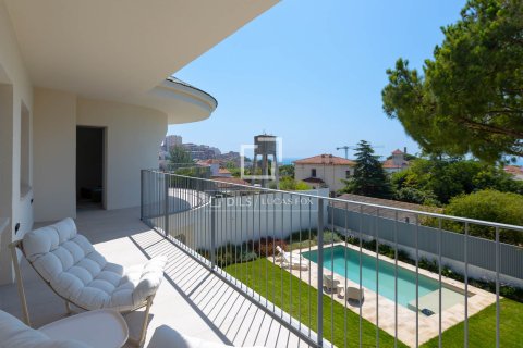 Villa zum Verkauf in El Masnou, Barcelona, Spanien 6 Schlafzimmer, 540 m2 Nr. 164875 - Foto 24