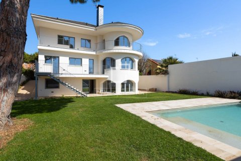 Villa in El Masnou, Barcelona, Spain 6 bedrooms, 499 sq.m. No. 164875