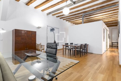 Apartment for sale in Barcelona, Spain 2 bedrooms, 120 sq.m. No. 164877 - photo 11