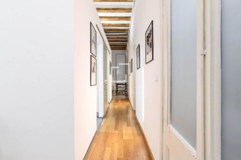 Apartment for sale in Barcelona, Spain 2 bedrooms, 120 sq.m. No. 164877 - photo 13