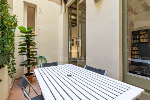 Apartment for sale in Barcelona, Spain 2 bedrooms, 120 sq.m. No. 164877 - photo 29