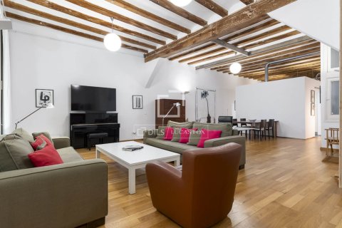 Apartment for sale in Barcelona, Spain 2 bedrooms, 120 sq.m. No. 164877 - photo 8