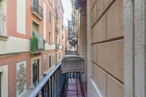Apartment for sale in Barcelona, Spain 1 bedroom, 45 sq.m. No. 164878 - photo 18